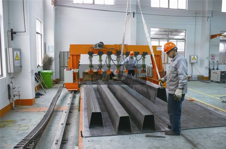 地磅生產(chǎn)車間